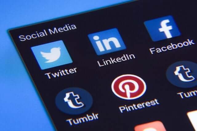 4 Ways You Can Use Social Media With Digital Signage
