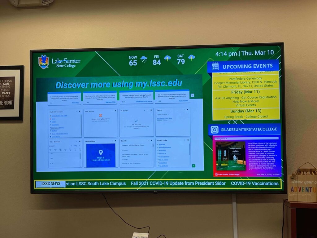 community college digital signage