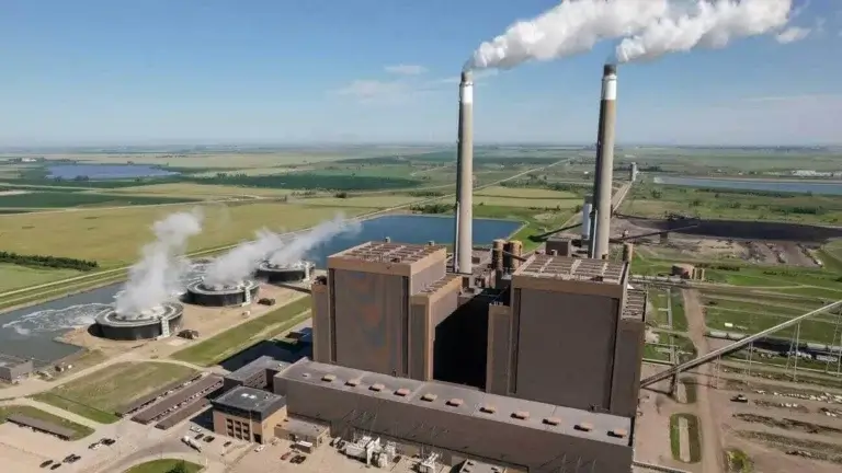 Rainbow Energy Center campus, Reach Media Network digital signage case study